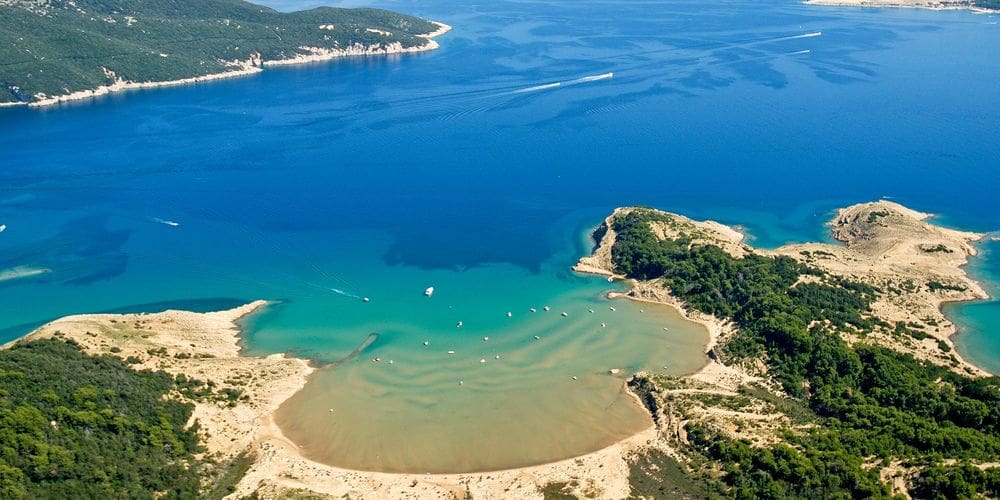 Eine Bucht an der kroatischen Küste