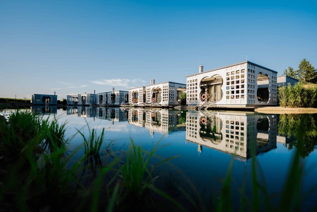 Außenansicht der Therme Lea