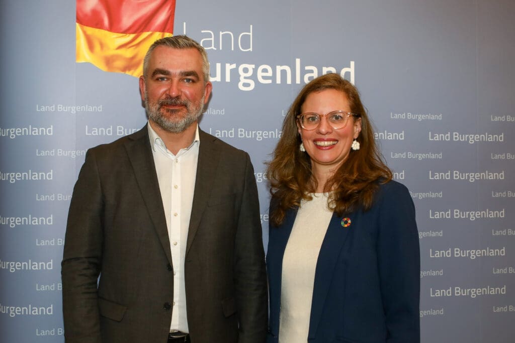 Landeshauptmann-Stellvertreterin Anja Haider-Wallner mit Infrastrukturlandesrat Heinrich Dorner.