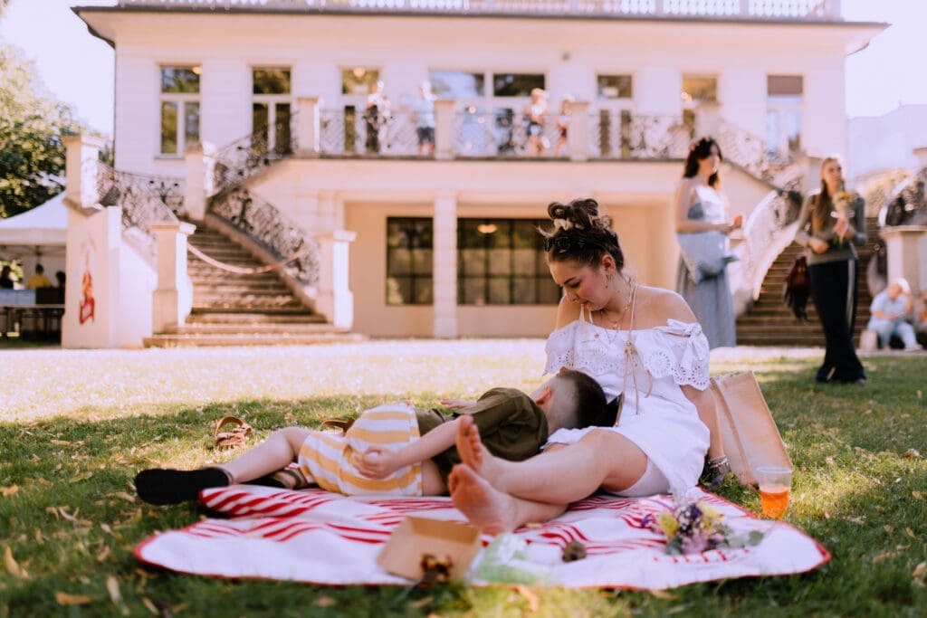 2_Kuchenpicknick_Finis Feinstes_c_Alexander Zillbauer