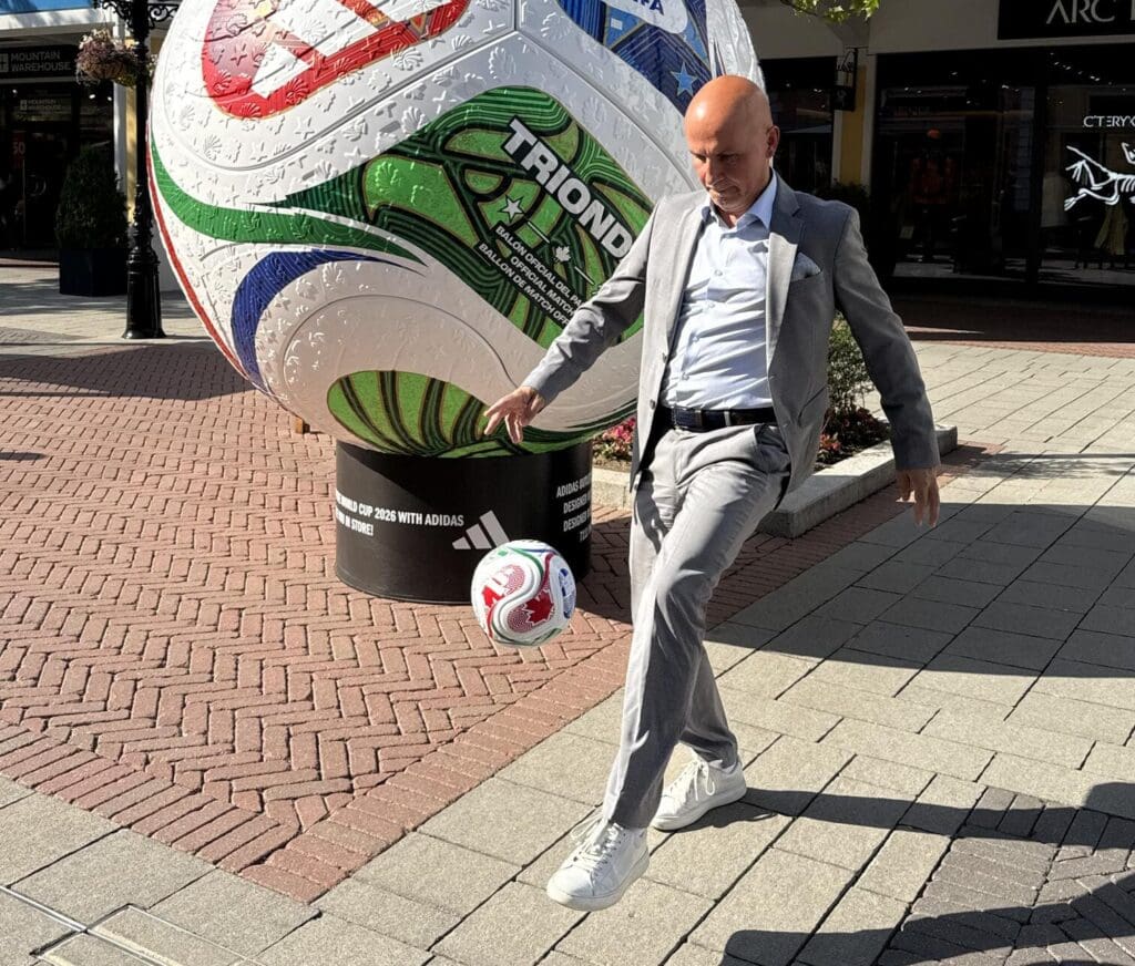 Generálny riaditeľ Designer Outlet Parndorf Mario Schwann je vždy v hre.